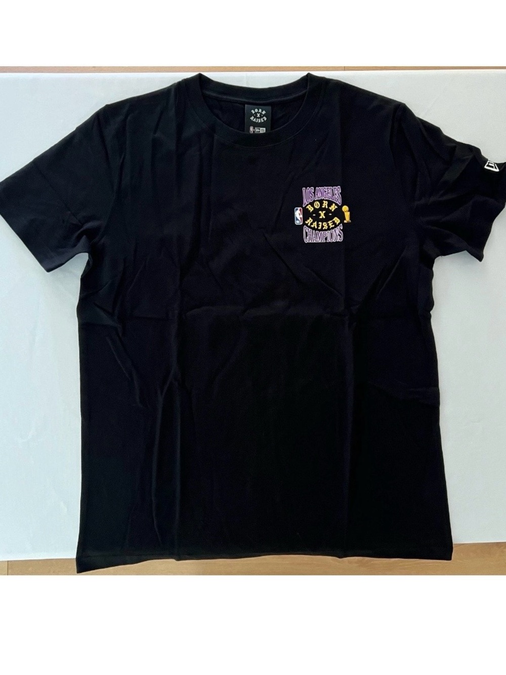 Born x Raised NBA Los Angeles Lakers -17 X Champions TS size Medium
